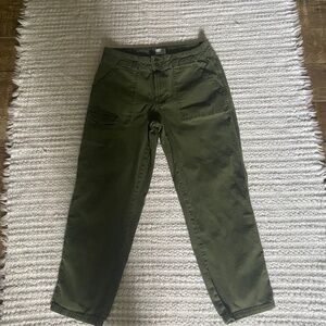 Time And Tru Green Cropped Utility Mid Rise Cropped Jeans Size 12
